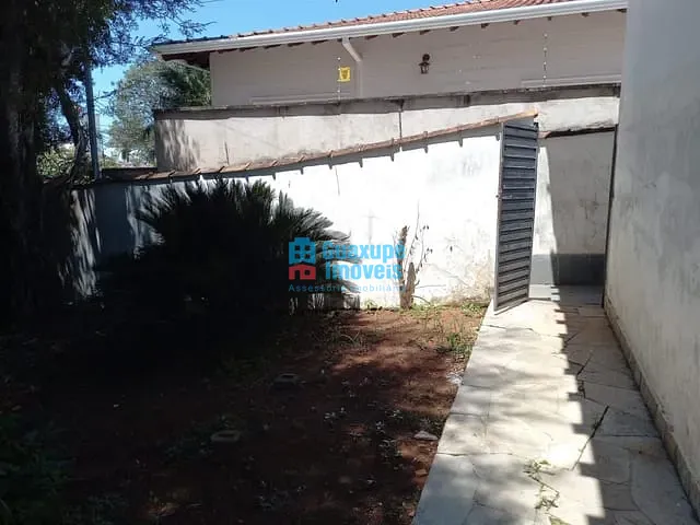 Casa com 400m², à venda, no bairro Jardim Nova Guaxupé em GUAXUPÉ