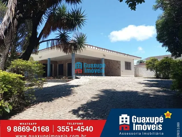 Casa com 400m², à venda, no bairro Jardim Nova Guaxupé em GUAXUPÉ