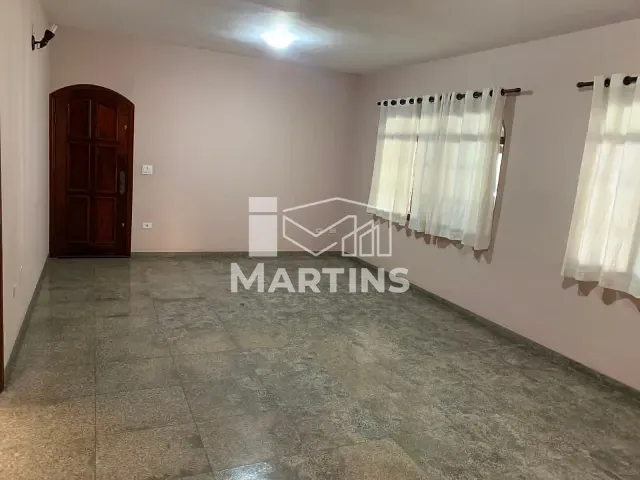 Casa com 500m² 5 quartos e 5 banheiros, para alugar, no bairro Vila Pirajussara em São Paulo