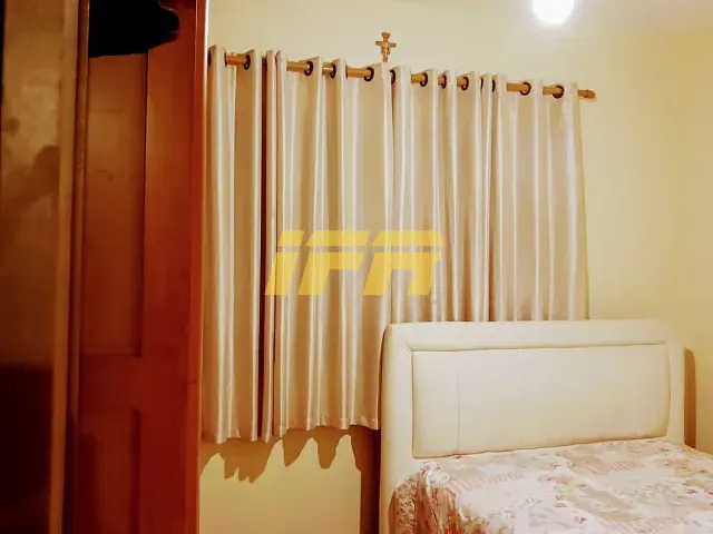 Casa 3 quartos e 3 banheiros, à venda, no bairro Jardim Maria Augusta em Taubaté