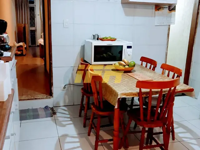Casa 3 quartos e 3 banheiros, à venda, no bairro Jardim Maria Augusta em Taubaté
