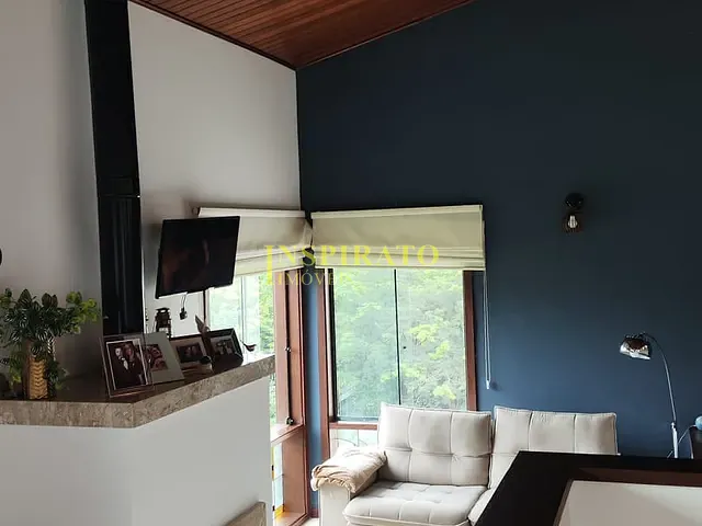 Casa com 1400m² 3 quartos e 5 banheiros, à venda ou para alugar, no bairro Medeiros em Jundiaí