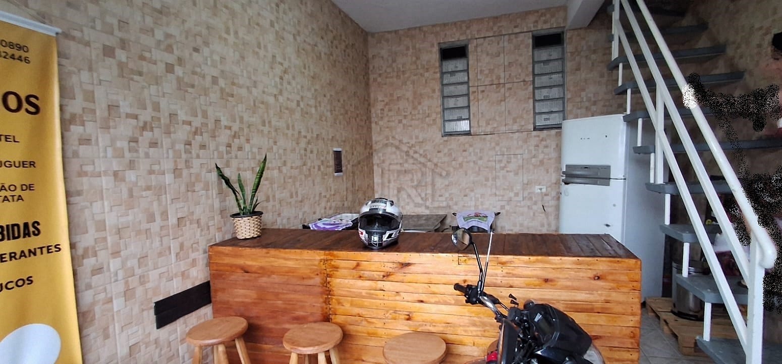 Casa à venda com 2 quartos, 125m² - Foto 4