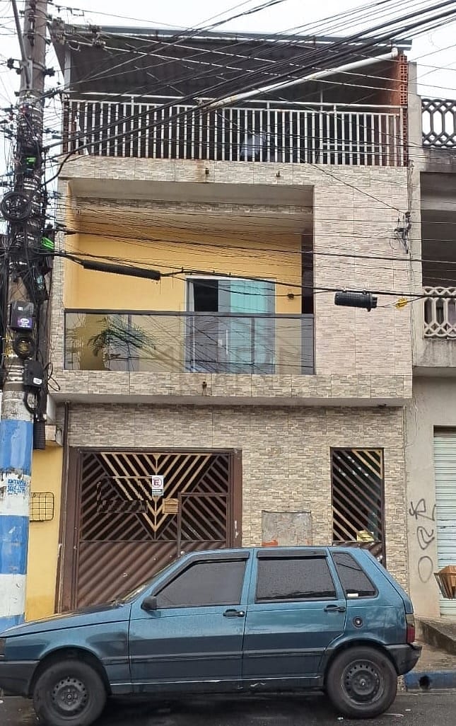 Casa à venda com 2 quartos, 125m² - Foto 1