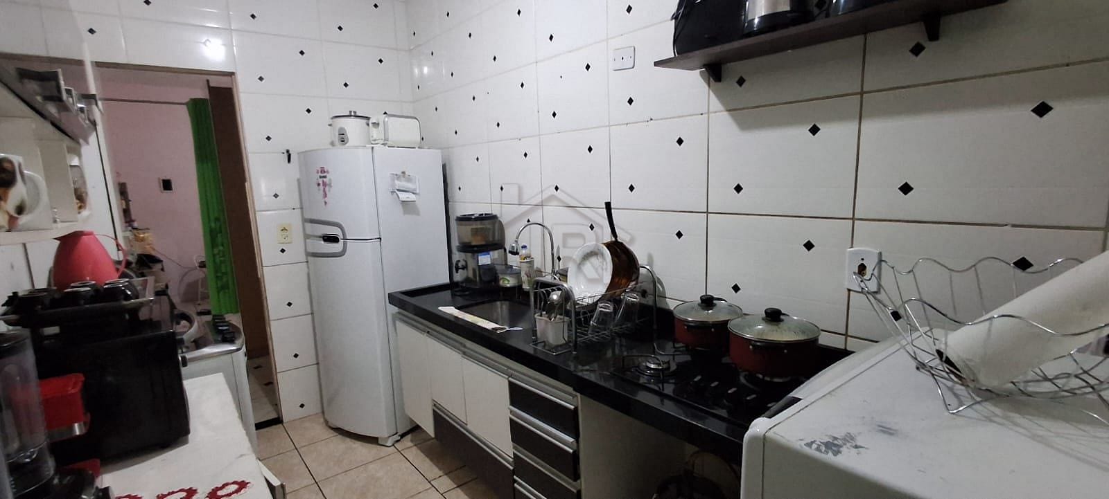Casa à venda com 2 quartos, 125m² - Foto 17