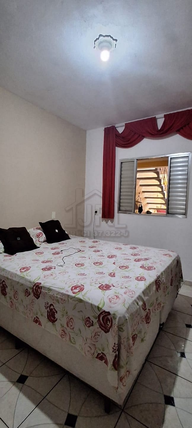 Casa à venda com 2 quartos, 125m² - Foto 18