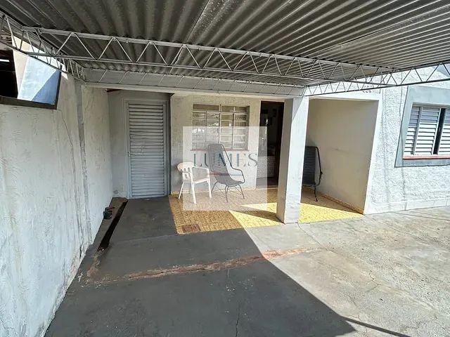 Casa 2 quartos e 1 banheiro, à venda, no bairro Jardim Glória em Americana
