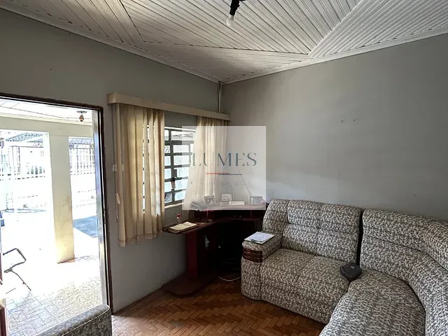 Casa 2 quartos e 1 banheiro, à venda, no bairro Jardim Glória em Americana