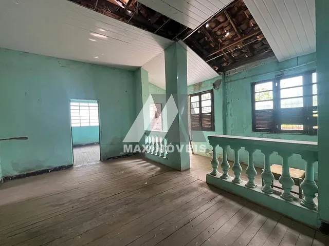 Casa com 1120m² 3 quartos e 1 banheiro, à venda, no bairro Esplanada em Araçuaí