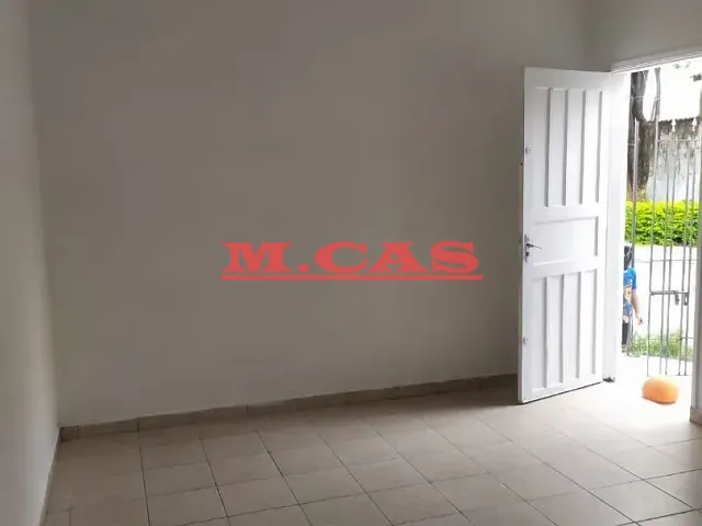 Casa 2 quartos e 1 banheiro, para alugar, no bairro Vila Regente Feijó em São Paulo