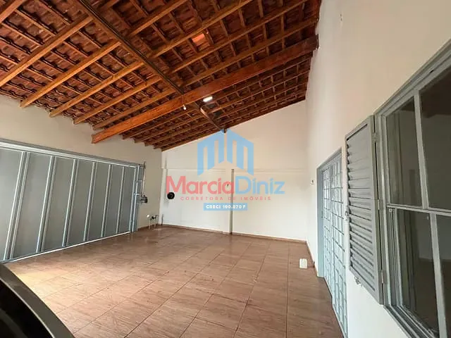 Casa com 200m² 3 quartos e 1 banheiro, à venda, no bairro Benedito Trajano Borges em Ituverava