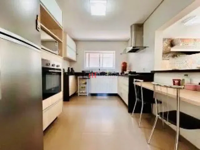 Casa 4 quartos e 5 banheiros, à venda, no bairro Vivendas do Arvoredo em Londrina