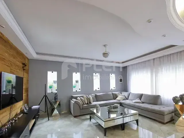 Casa 4 quartos e 5 banheiros, à venda, no bairro Tremembé em São Paulo