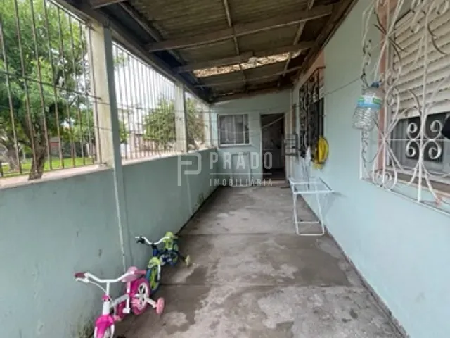 Casa com 200m² 3 quartos e 1 banheiro, à venda, no bairro Fragata em Pelotas