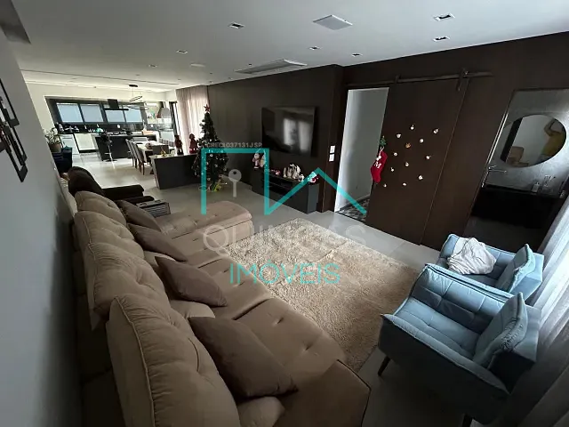 Casa com 1000m² 4 quartos e 6 banheiros, à venda, no bairro Jardim Tereza Cristina em Jundiaí