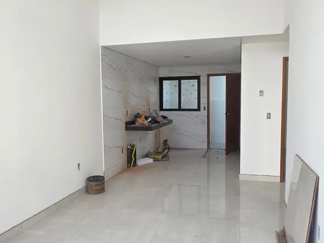 Casa 2 quartos e 1 banheiro, à venda, no bairro Village Rio das Ostras em Rio das Ostras
