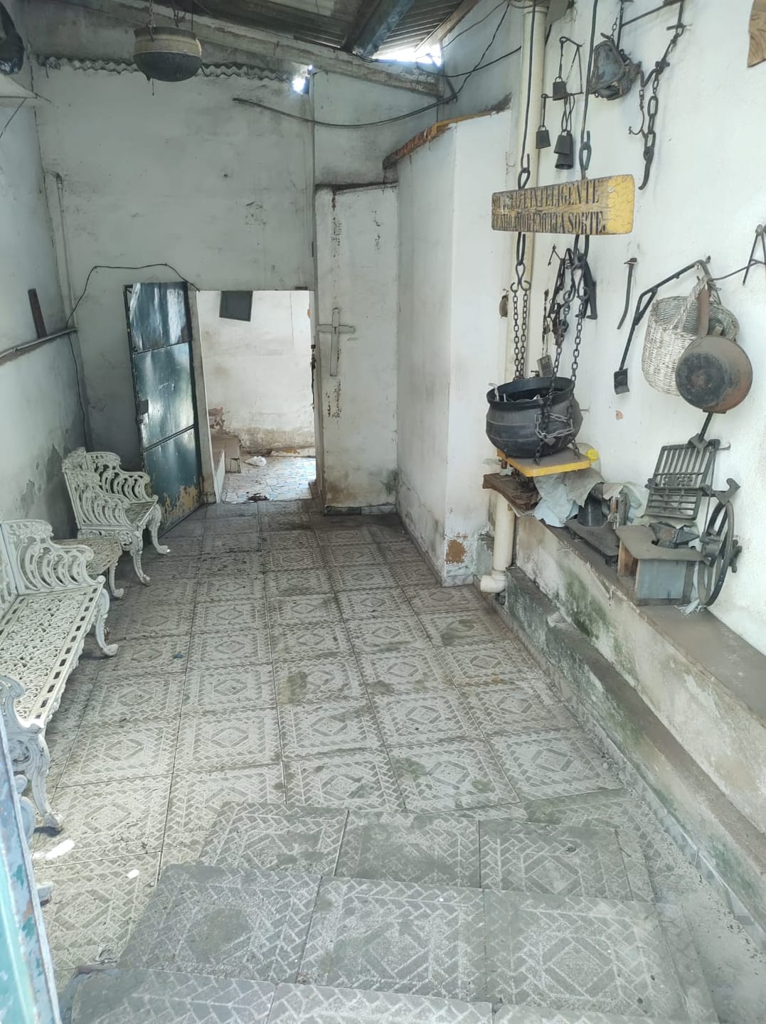 Lote à venda, com 17 quartos, com várias edificações no terreno, ideal para investidores, para demolir e construir, Aparecida, Belo Horizonte, MG miniatura 23