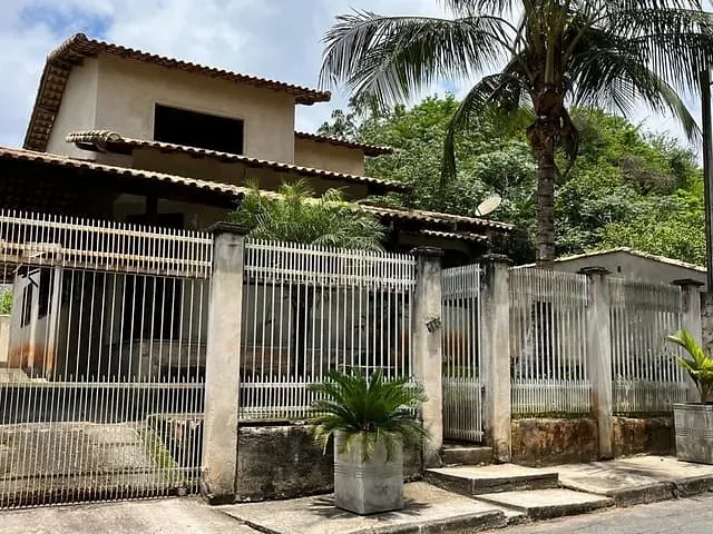 Casa 3 quartos e 2 banheiros, à venda, no bairro Planalto do Sol em Pinheiral