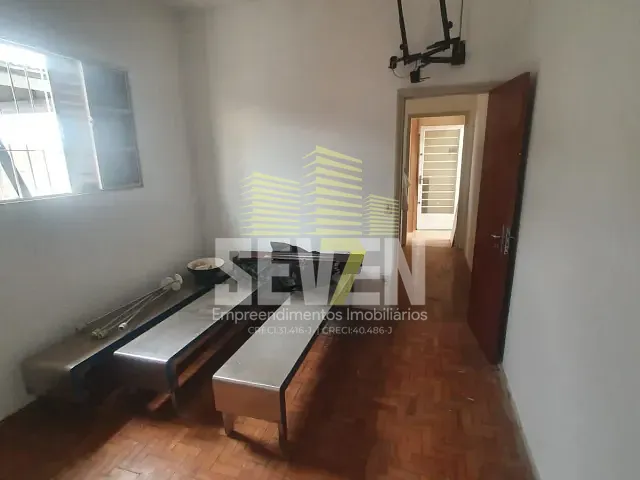 Casa com 242m² 3 quartos e 3 banheiros, à venda, no bairro Jardim Estoril em Bauru