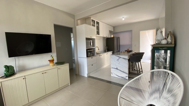 Casa 4 quartos e 3 banheiros, à venda, no bairro Praia Linda em São Pedro da Aldeia