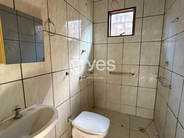 Casa 2 quartos e 1 banheiro, à venda, no bairro João Bosco Teixeira em Araxá
