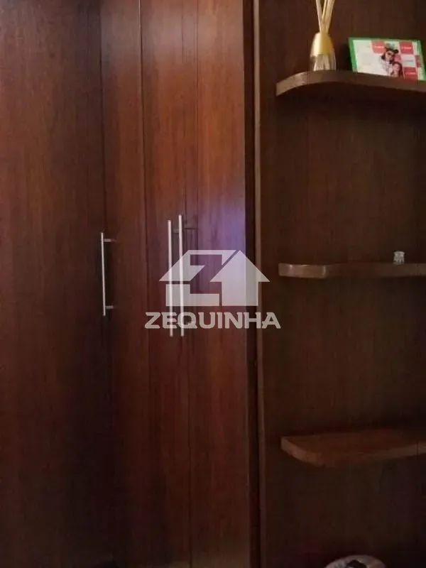 Casa, 3 quartos, 260 m² - Foto 2
