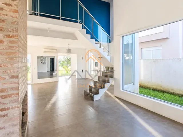 Casa 3 quartos e 2 banheiros, para alugar, no bairro Laranjal em Pelotas