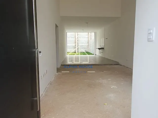 Casa com 250m² 3 quartos e 2 banheiros, à venda, no bairro Nossa Senhora do Perpétuo Socorro em Pindamonhangaba