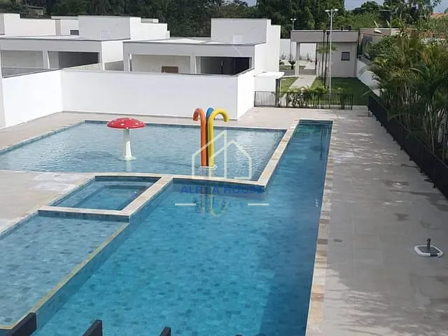 Casa com 250m² 3 quartos e 2 banheiros, à venda, no bairro Nossa Senhora do Perpétuo Socorro em Pindamonhangaba