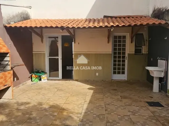 Casa com 90m² 3 quartos e 2 banheiros, à venda, no bairro Vossoroca em Votorantim