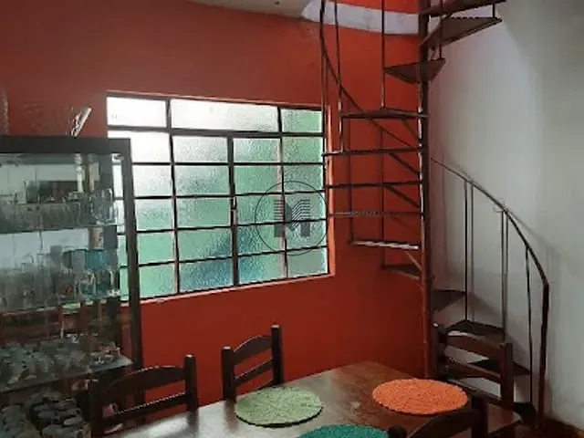 Casa com 150m² 3 quartos e 1 banheiro, à venda, no bairro Vila Galvão em Guaratinguetá