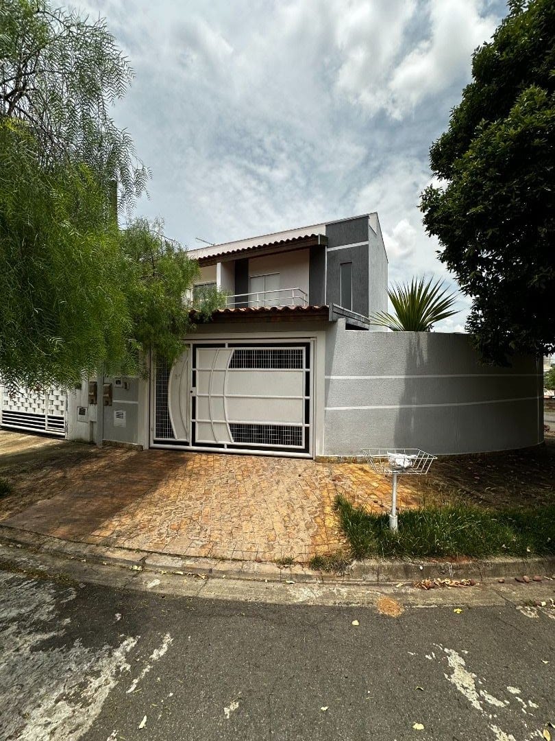 Casa, 3 quartos, 85 m² - Foto 1