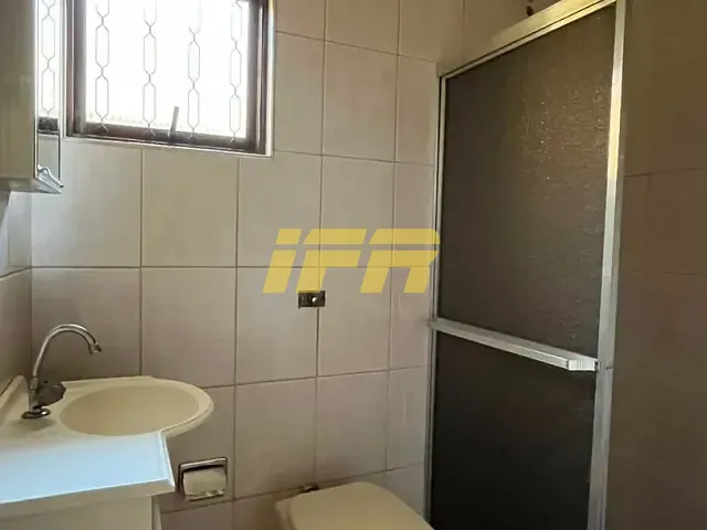Casa com 125m² 2 quartos e 2 banheiros, à venda, no bairro Jardim Ana Rosa em Taubaté