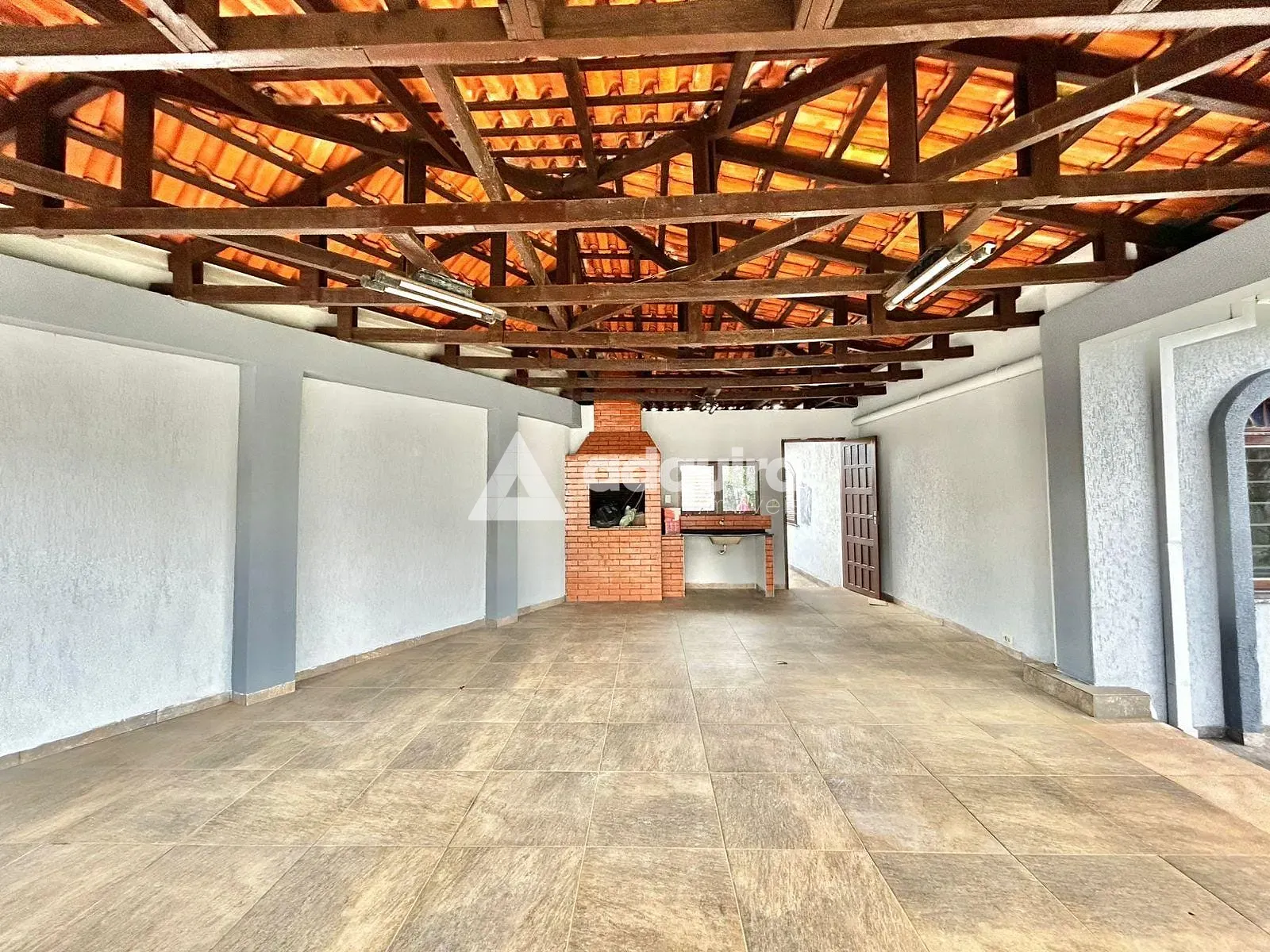 Casa, 4 quartos, 300 m² - Foto 4