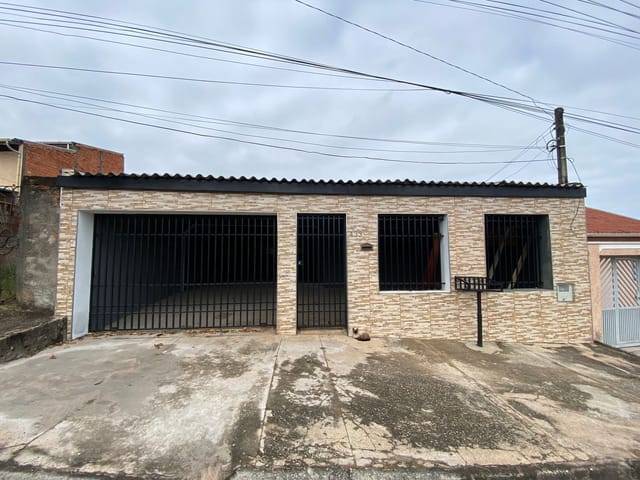Casa com 250m² 4 quartos e 2 banheiros, à venda, no bairro Parque Valença I em Campinas