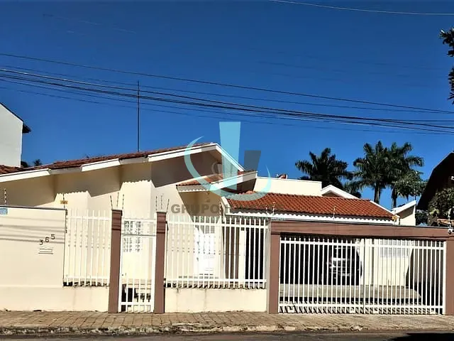 Casa com 880m² 3 quartos e 6 banheiros, à venda, no bairro VILA HARMONIA em ARARAQUARA