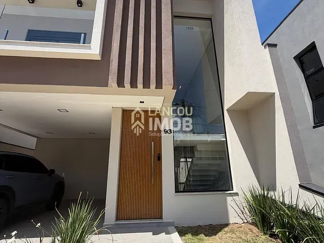 Casa com 250m² 4 quartos e 5 banheiros, à venda, no bairro Loteamento Reserva Ermida em Jundiaí