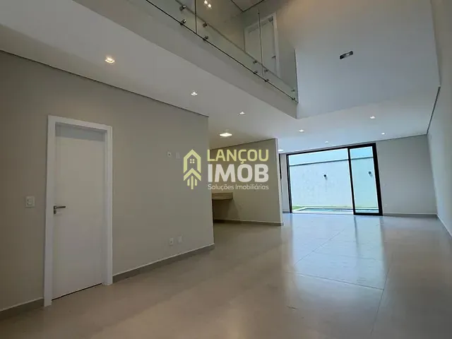 Casa com 250m² 4 quartos e 5 banheiros, à venda, no bairro Loteamento Reserva Ermida em Jundiaí