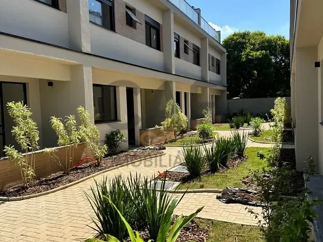 Casa com 134m² 2 quartos e 3 banheiros, à venda, no bairro Centro em Holambra