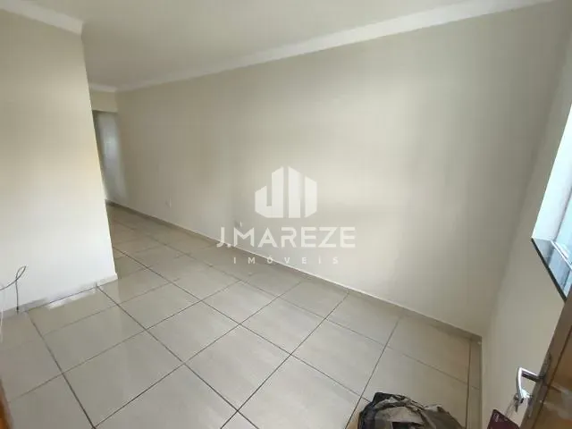 Casa com 138m² 2 quartos e 1 banheiro, para alugar, no bairro Residencial Interlagos em Apucarana