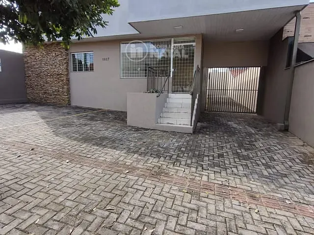 Casa com 225m², para alugar, no bairro Centro em Londrina