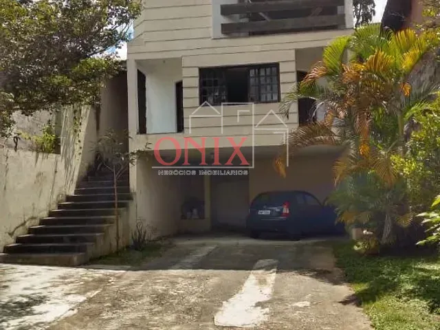 Casa com 500m² 4 quartos e 6 banheiros, à venda, no bairro Vila Suissa em Mogi das Cruzes