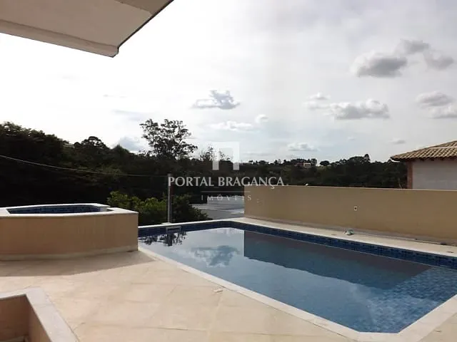Casa com 494m² 5 quartos e 6 banheiros, à venda, no bairro Condomínio Residencial Fazenda Santa Helena em Bragança Paulista