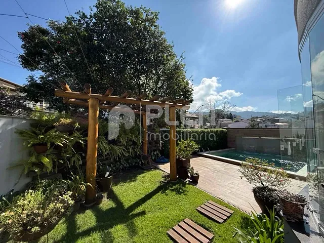 Casa 4 quartos e 5 banheiros, à venda, no bairro Tremembé em São Paulo