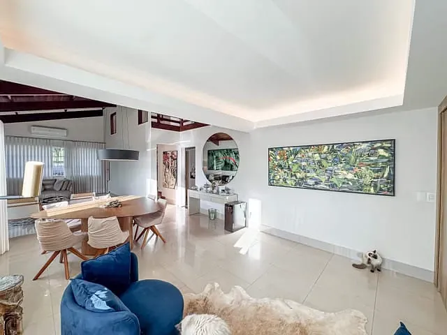 Casa à venda, no bairro Lima Azevedo em Londrina