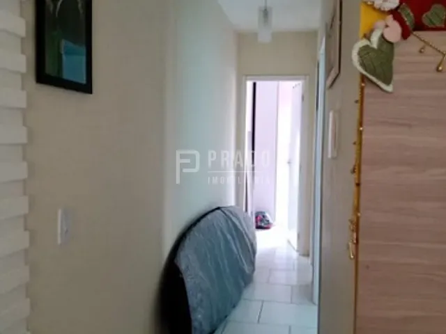 Casa com 150m² 2 quartos e 1 banheiro, à venda, no bairro Laranjal em Pelotas