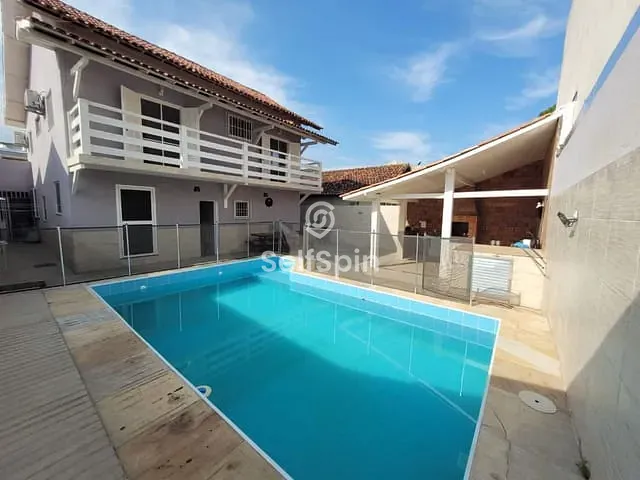 Casa com 218m² 5 quartos e 3 banheiros, para alugar, no bairro Piratininga em Niterói