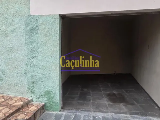 Casa com 90m², para alugar, no bairro Centro em Barra do Piraí