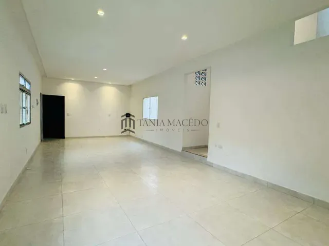 Casa com 615m² 4 quartos e 1 banheiro, à venda, no bairro Macaxeira em Recife