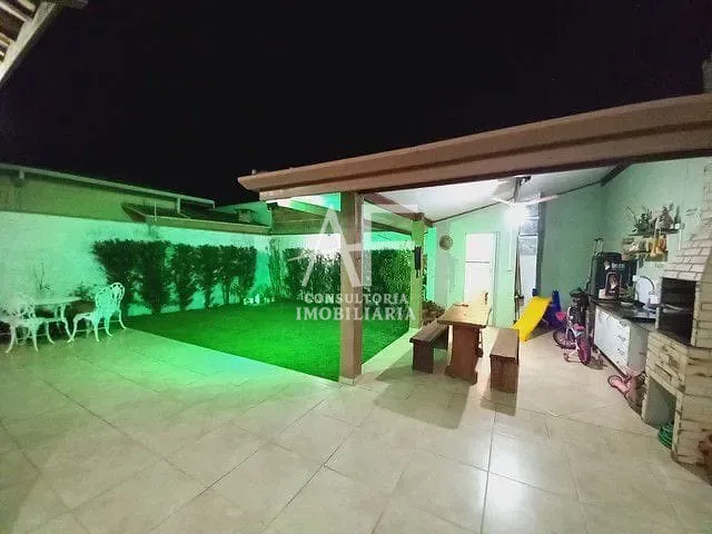 Casa com 263m² 2 quartos e 2 banheiros, à venda, no bairro Bem Virá em Tremembé
